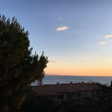 Villa At Bougainville Bay - Sarande Sarandë